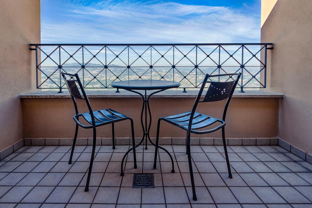 La Grotta Hotel San Marino Eksteriør billede